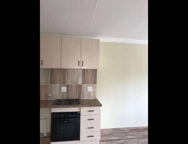 1 BEDROOM PROPERTY TO RENT IN ARCADIA